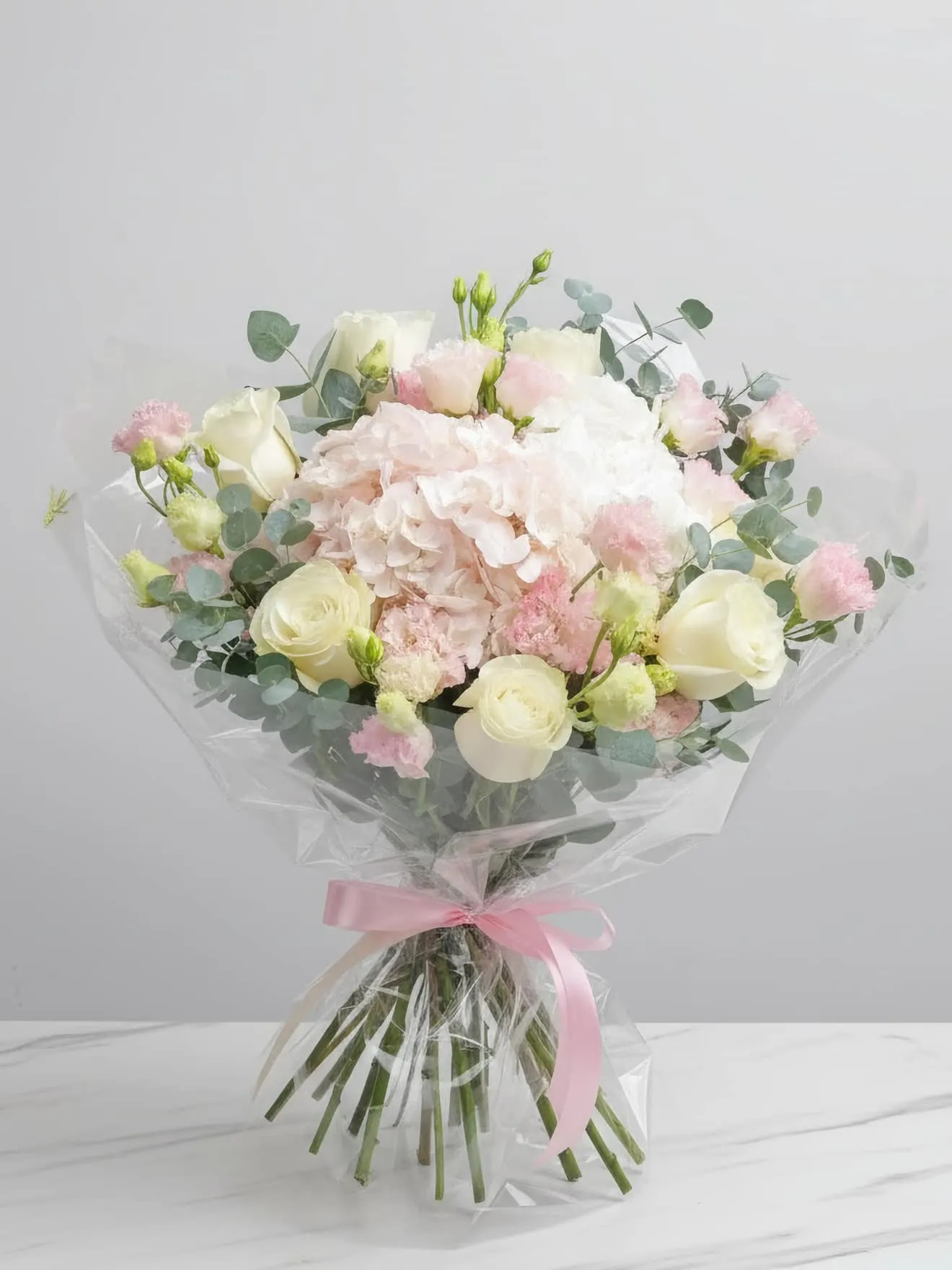 Buchet minimalist modern